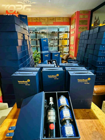Tại sao quà tặng in logo là lựa chọn hàng đầu trong chăm sóc khách hàng? 3 tai sao qua tang in logo la lua chon hang dau trong cham soc khach hang