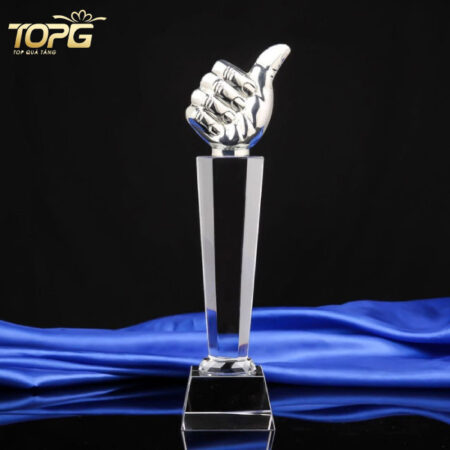 Quà tặng nhân viên dịp cuối năm tặng gì để thể hiện sự trân trọng? 7 tang qua gi cho nhan vien dip cuoi nam de ho thay duoc tran trong 1