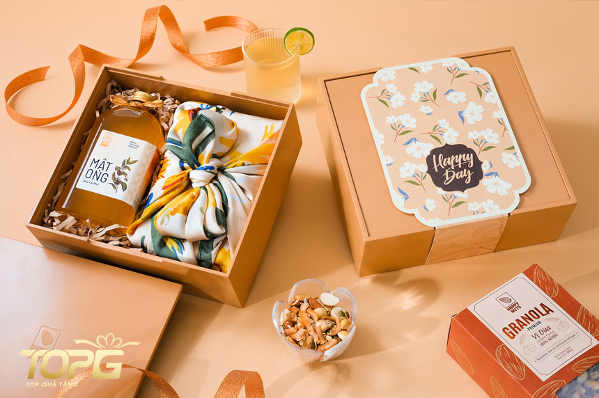 Tặng quà khách hàng thân thiết VIP – Bí quyết giữ chân & gia tăng doanh số hiệu quả 3 tang qua khach hang than thiet vip