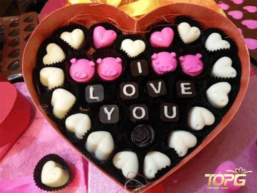 Tặng Socola ngày Valentine - Món quà biểu tượng của tình yêu vĩnh cửu 4 tang socola ngay valentine mon qua bieu tuong cua tinh yeu vinh cuu 2