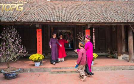 Xông đất đầu năm - Nét văn hóa đặc trưng và những kiêng kỵ cần tránh 3 xong-dat-dau-nam-net-van-hoa-dac-trung-va-nhung-kieng-ky-can-tranh